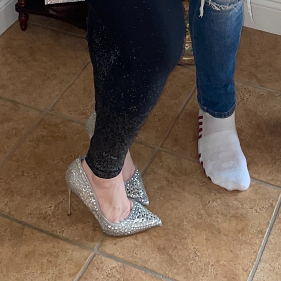 Gently Used Steve Madden shiny metallic pumps size 7. - Picture 8 of 8